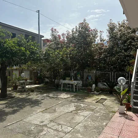 In Famiglia For Pompei, Amalfi, Sorrento, Napoli E Salerno Bed & Breakfast Sant'Egidio del Monte Albino
